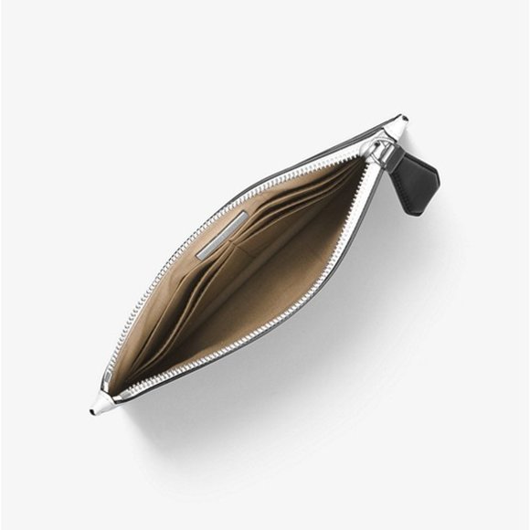 🥰 MK Marilyn Monroe Print Calf Leather Pouch - Picture 5 of 10